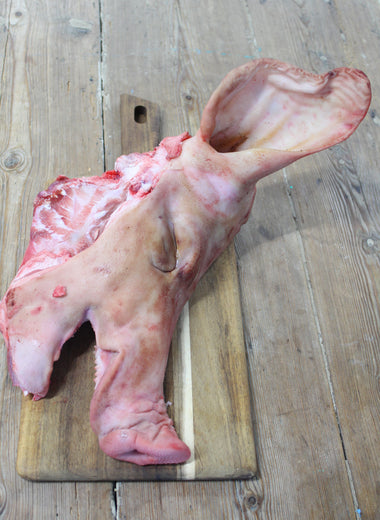 Demi tête de porc 2,50€ le kg